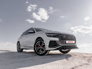 2020 Audi Q8 50 TDI I (4M), белый, 7399000 рублей, вид 4
