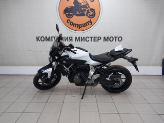 2014 Yamaha MT-07 (FZ-07), белый, 590000 рублей, вид 2