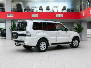 2018 Mitsubishi Pajero IV Рестайлинг 2, белый, 2940000 рублей, вид 2