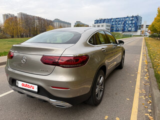 2020 Mercedes-Benz GLC Coupe 220 d I (C253) Рестайлинг, серый, 4450000 рублей, вид 4