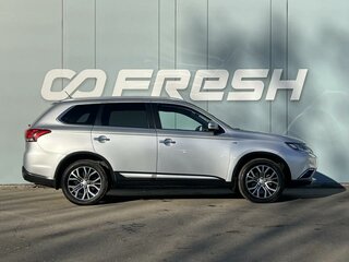 2016 Mitsubishi Outlander III Рестайлинг 2, серебристый, 2449000 рублей, вид 5