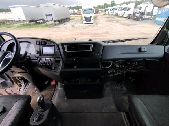 2022 Sinotruk Sitrak C7H, серый, 2046375 рублей - вид 4