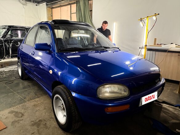 1993 Mazda 121 II, синий - вид 2