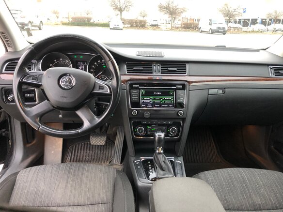 2013 Skoda Superb II Рестайлинг, чёрный, 1730000 рублей - вид 12