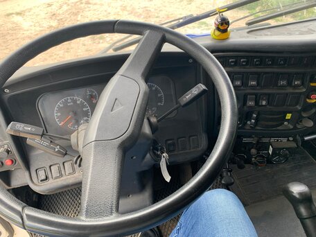 2019 КамАЗ 43114, белый, 6999999 рублей, вид 2