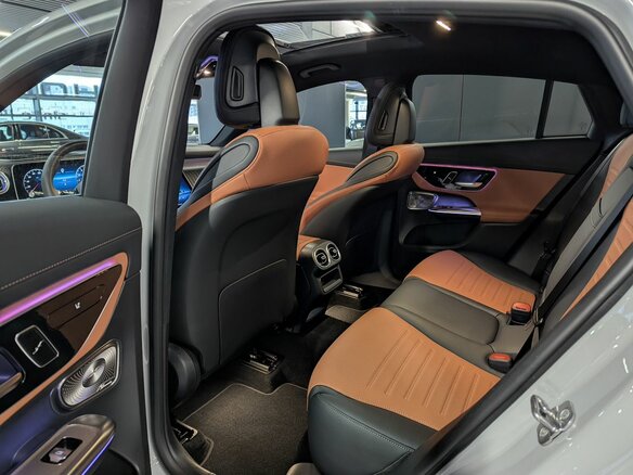 2026 Mercedes-Benz GLC Coupe 300 II (C254), серый, 10500000 рублей - вид 6