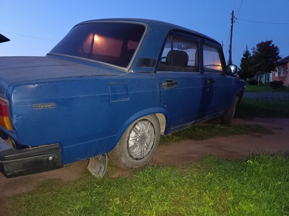 2005 Lada (ВАЗ) 2105, синий, 85000 рублей - вид 3