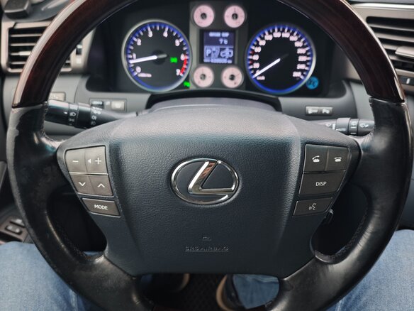 2008 Lexus LX 570 III, чёрный, 2500000 рублей - вид 12