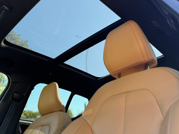 2021 Volvo XC40 I, синий - вид 13