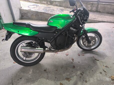 1989 Honda CB-1, зелёный, 185000 рублей, вид 2