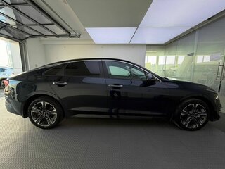 2020 Kia K5 III, синий, 2860000 рублей, вид 4