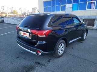 2016 Mitsubishi Outlander III Рестайлинг 2, чёрный, 1900000 рублей, вид 5