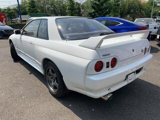 1993 Nissan Skyline GT-R VIII (R32), белый, 7099100 рублей, вид 3