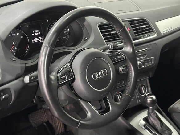 2016 Audi Q3 I (8U) Рестайлинг, серый, 2150000 рублей - вид 11