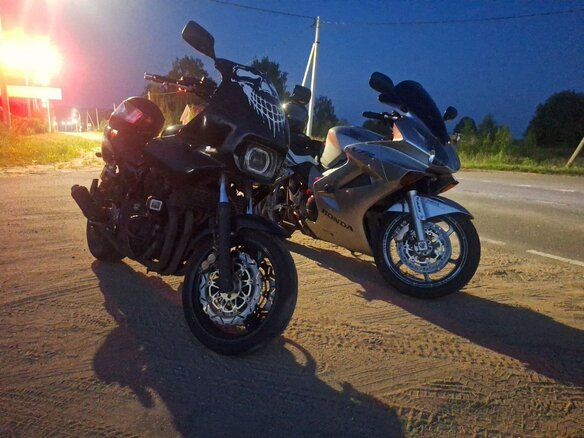 2005 Honda VFR 800, серебристый, 520000 рублей - вид 19