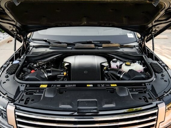 2026 Land Rover Range Rover P615 MHEV Long V, зелёный, 31273020 рублей - вид 8