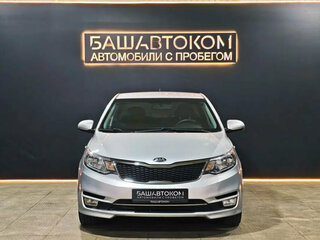 2016 Kia Rio III Рестайлинг, серебристый, 899000 рублей, вид 2