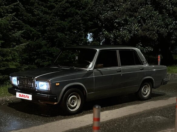 2011 Lada (ВАЗ) 2107, белый, 300000 рублей - вид 1
