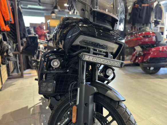 2021 Harley-Davidson Pan America, чёрный, 1510000 рублей - вид 4