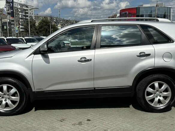 2012 Kia Sorento II Рестайлинг, серебристый, 1250000 рублей - вид 4