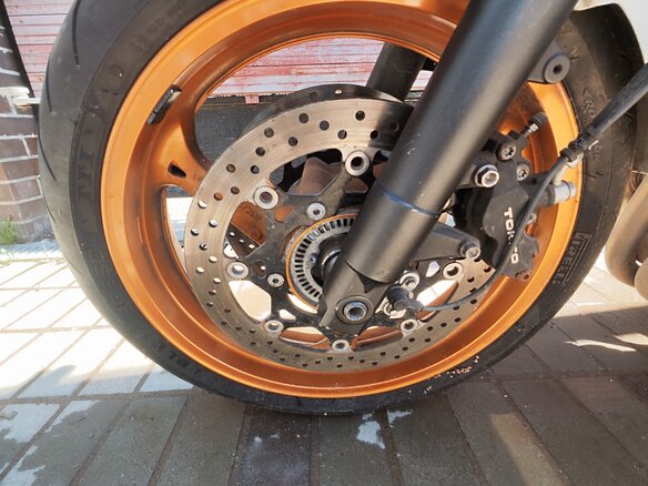 2010 Suzuki GSR 600, белый, 450000 рублей - вид 7