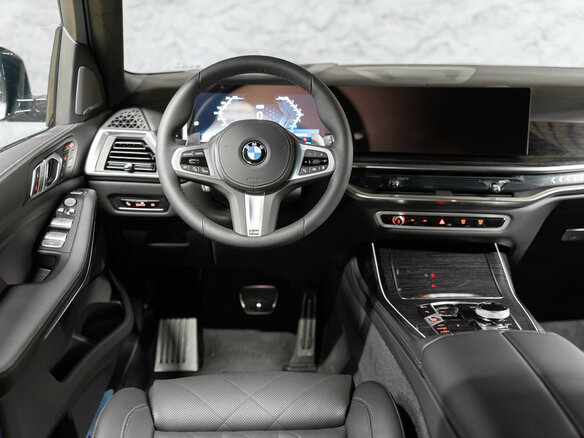 2026 BMW X7 40i I (G07) Рестайлинг, серый, 17690000 рублей - вид 9