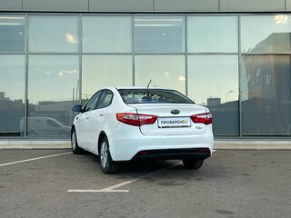 2012 Kia Rio 4-speed III, белый, 549000 рублей, вид 5