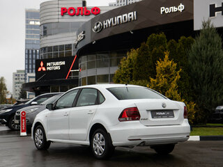 2016 Volkswagen Polo V Рестайлинг, белый, 948000 рублей, вид 5
