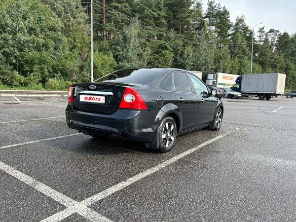 2009 Ford Focus II Рестайлинг, чёрный - вид 4