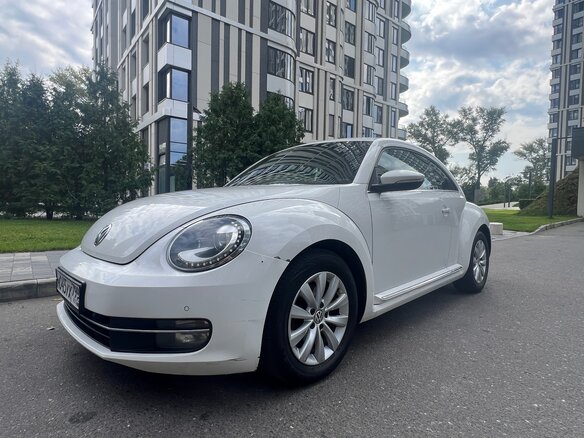2013 Volkswagen Beetle II (A5), белый