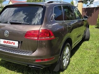 2012 Volkswagen Touareg II, коричневый, 1650000 рублей, вид 1
