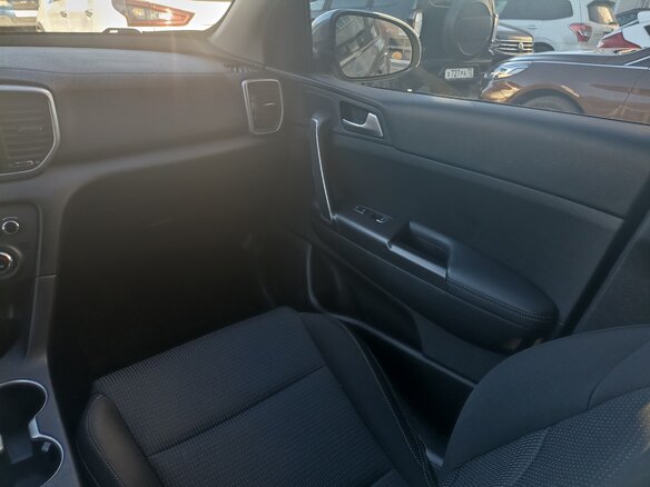 2021 Kia Sportage IV Рестайлинг, серый, 2458000 рублей - вид 10
