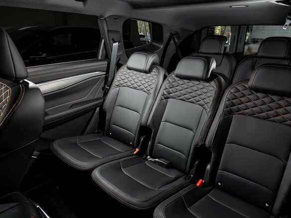 2026 Geely Okavango I Рестайлинг, серый, 4085990 рублей - вид 12