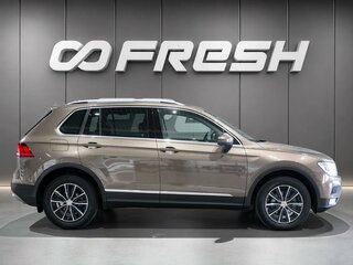 2018 Volkswagen Tiguan II, коричневый, 2199000 рублей, вид 5