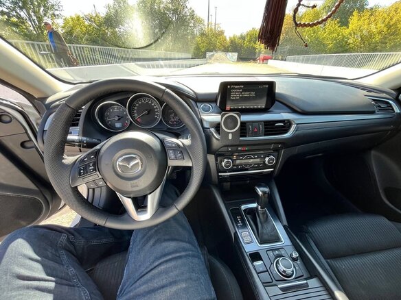 2015 Mazda 6 III (GJ) Рестайлинг, белый, 1350000 рублей - вид 13
