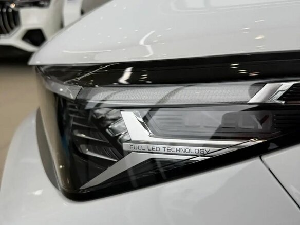 2026 Geely Coolray I Рестайлинг 2, белый - вид 10