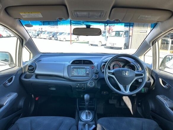 2012 Honda Fit II, серый, 610000 рублей - вид 8