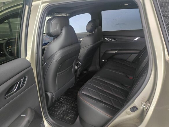 2025 Changan CS75 Plus IV, серый, 4249900 рублей - вид 8