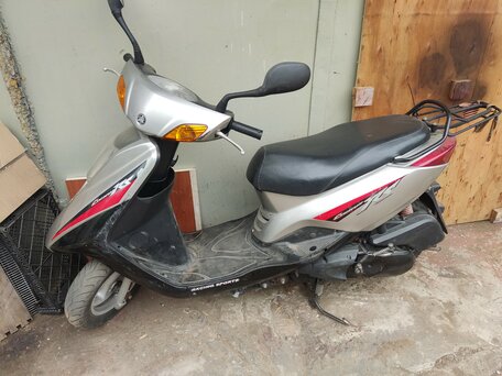 2007 Yamaha Cygnus RS, серебристый, 120000 рублей, вид 1