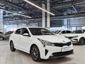 2020 Kia Rio IV Рестайлинг, белый, 1559000 рублей - вид 2