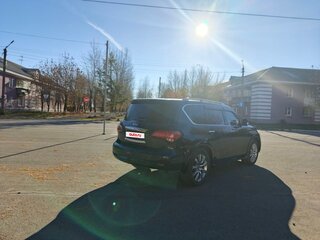 2012 Infiniti QX56 II, пурпурный, 2150000 рублей, вид 4