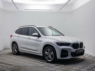 2021 BMW X1 20i xDrive II (F48) Рестайлинг, белый, 2773000 рублей, вид 3