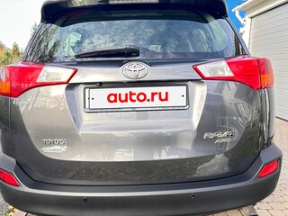 2013 Toyota RAV4 IV (XA40), серый, 1500000 рублей, вид 3