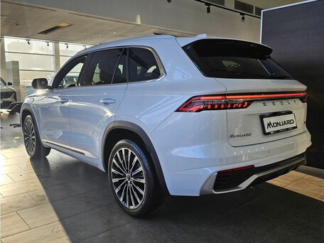 2026 Geely Monjaro I, белый, 4558590 рублей, вид 4
