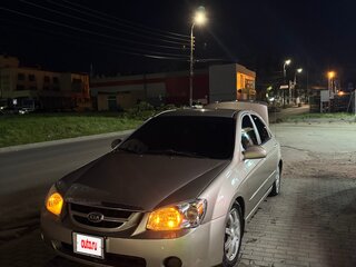 2006 Kia Cerato I, бежевый, 299999 рублей, вид 2