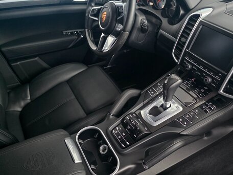 2014 Porsche Cayenne S II Рестайлинг (958), белый, 3800000 рублей, вид 5