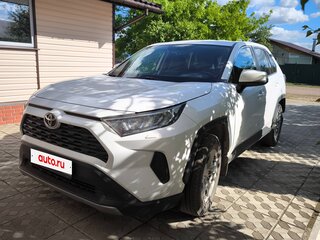 2021 Toyota RAV4 V (XA50), белый, 2830000 рублей, вид 3