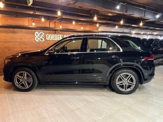 2021 Mercedes-Benz GLE 300 d II (V167), чёрный, 7800000 рублей, вид 4