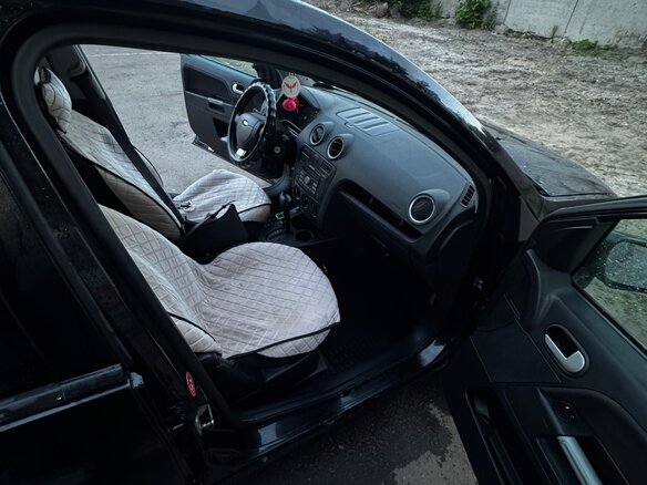 2007 Ford Fusion I Рестайлинг, чёрный, 350000 рублей - вид 5
