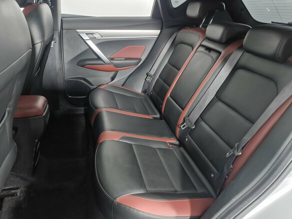 2022 Geely Coolray I, серебристый - вид 12